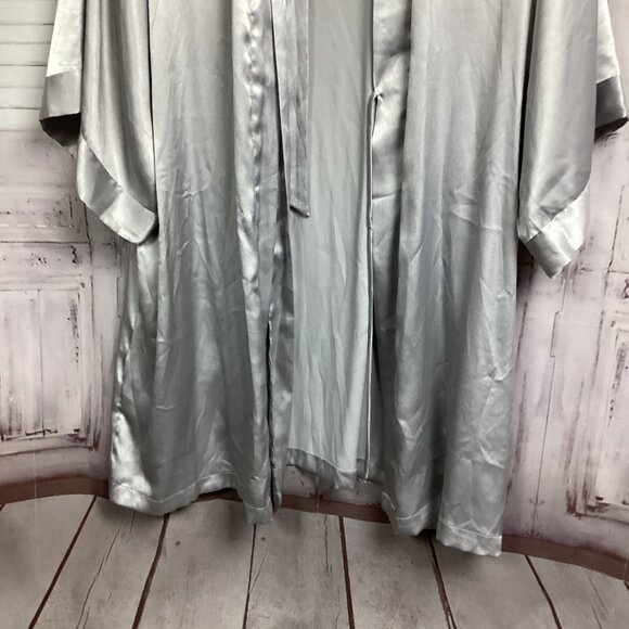 Victoria's Secret Short Robe Silver Gray M/L - Picture 2 of 9